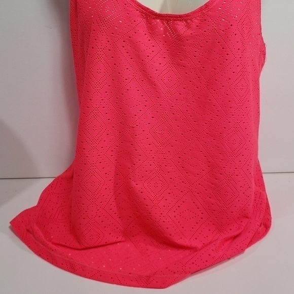 Old Navy Active Racerback Tank Top - Picture 4 of 5